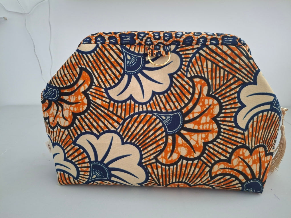 TROUSSE DE TOILLETTE